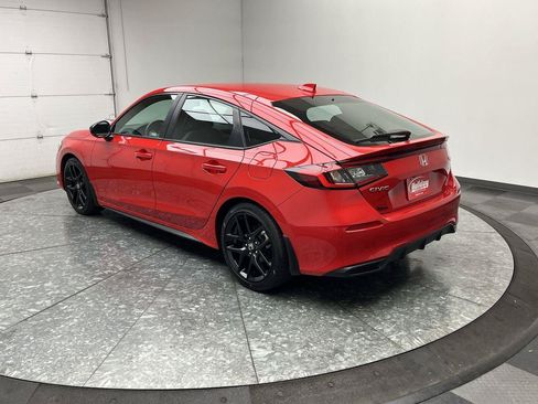 Used 2024 Honda Civic Sport image 2