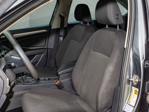 Used 2021 Volkswagen Jetta S image 6