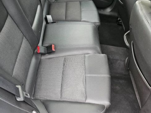 Used 2017 Chevrolet Impala LT w/ Convenience Package FWD image 7