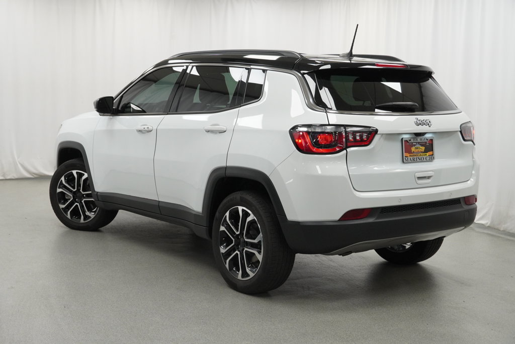 Certified 2024 Jeep Compass Limited w/ Sun and Sound Group AWD/4WD image 30