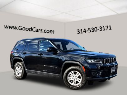 Used 2023 Jeep Grand Cherokee Laredo