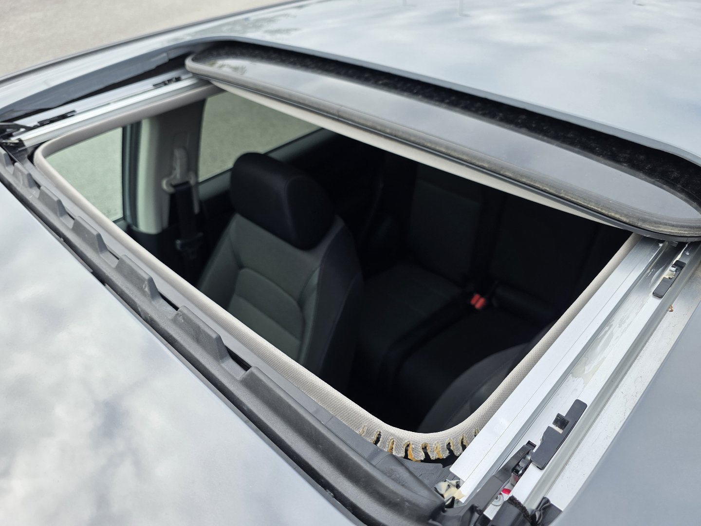 Certified 2024 Honda CR-V EX image 3