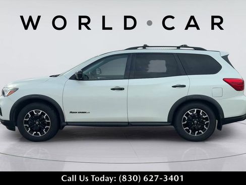 Used 2020 Nissan Pathfinder SL FWD image 4