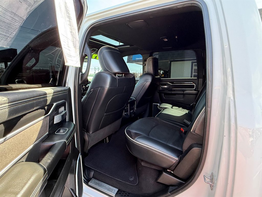 Used 2022 RAM 2500 Laramie AWD/4WD image 12