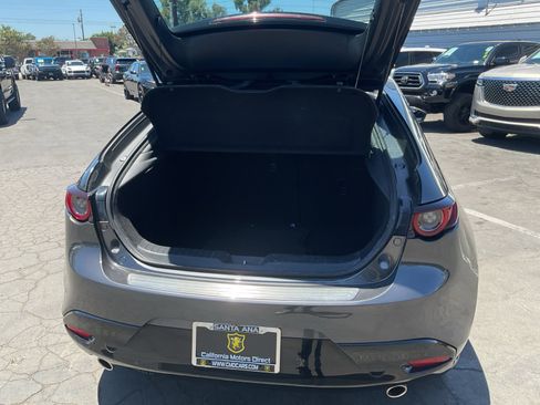 Used 2020 MAZDA MAZDA3 Hatchback w/ Premium Package FWD image 26