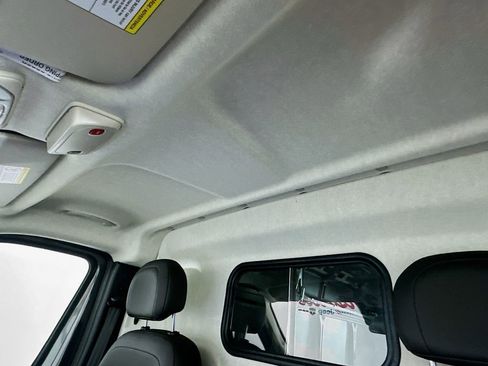 New 2026 RAM ProMaster 2500 w/ Quick Order Package 22G SLT image 14