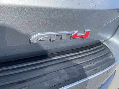 Used 2026 GMC Yukon AT4 AWD/4WD image 39