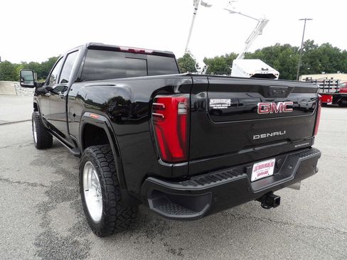Used 2025 GMC Sierra 3500 Denali w/ Denali Reserve Package image 5