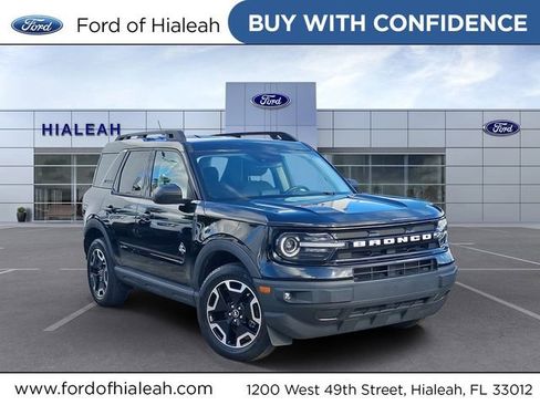 Used 2023 Ford Bronco Sport Outer Banks w/ Tech Package AWD/4WD image 1