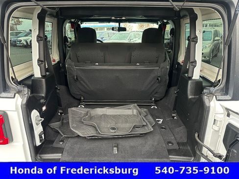 Used 2021 Jeep Wrangler Rubicon w/ LED Lighting Group image 43