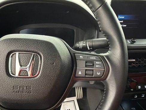 Used 2025 Honda Accord Sport image 13