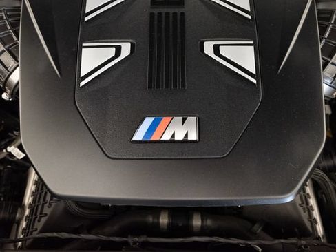Used 2025 BMW X5 M60i AWD/4WD image 4