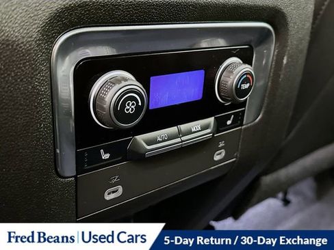 Certified 2023 Chevrolet Suburban Z71 w/ Luxury Package AWD/4WD image 29
