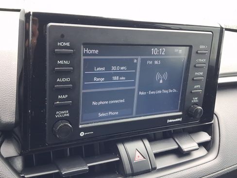 Used 2022 Toyota RAV4 XLE w/ Convenience Package AWD/4WD image 16