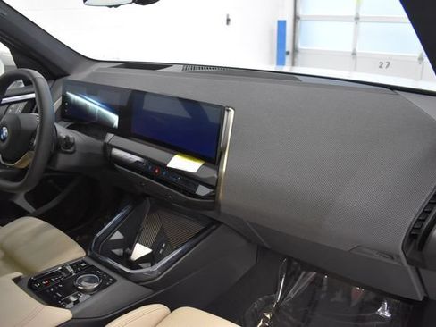 Used 2025 BMW X3 xDrive30i w/ Premium Package AWD/4WD image 18