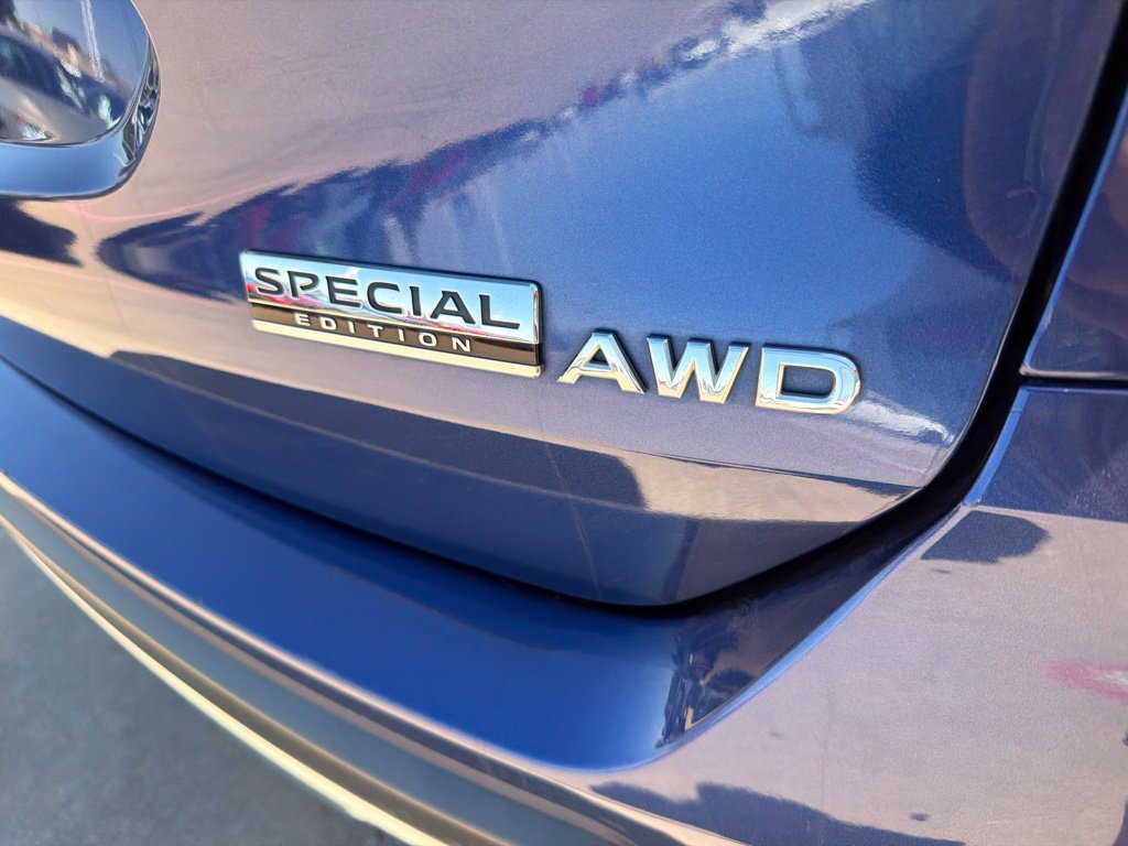 Used 2020 Nissan Rogue S w/ Special Edition Package AWD/4WD image 11