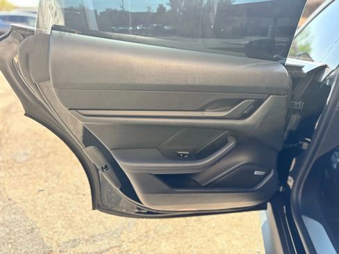 Used 2020 Porsche Taycan 4S w/ Premium Package image 15