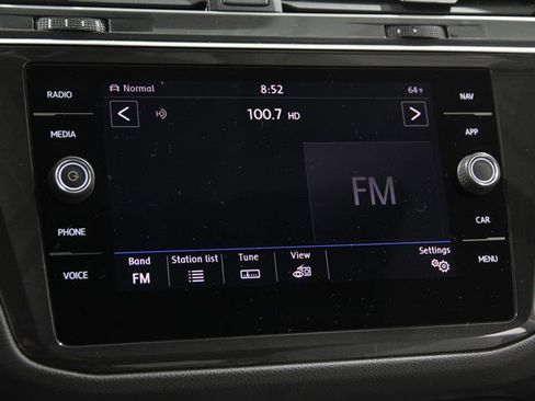 Certified 2019 Volkswagen Tiguan SEL image 11