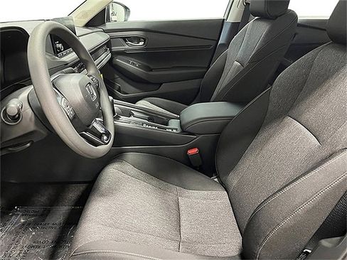New 2025 Honda Accord SE image 12