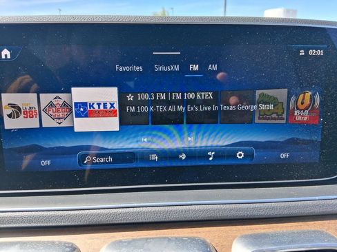 Used 2025 Mercedes-Benz GLE 350 4MATIC image 13