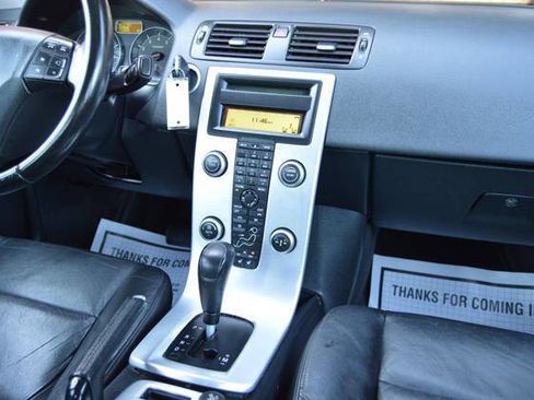 Used 2011 Volvo S40 T5 w/ Preferred Pkg image 19