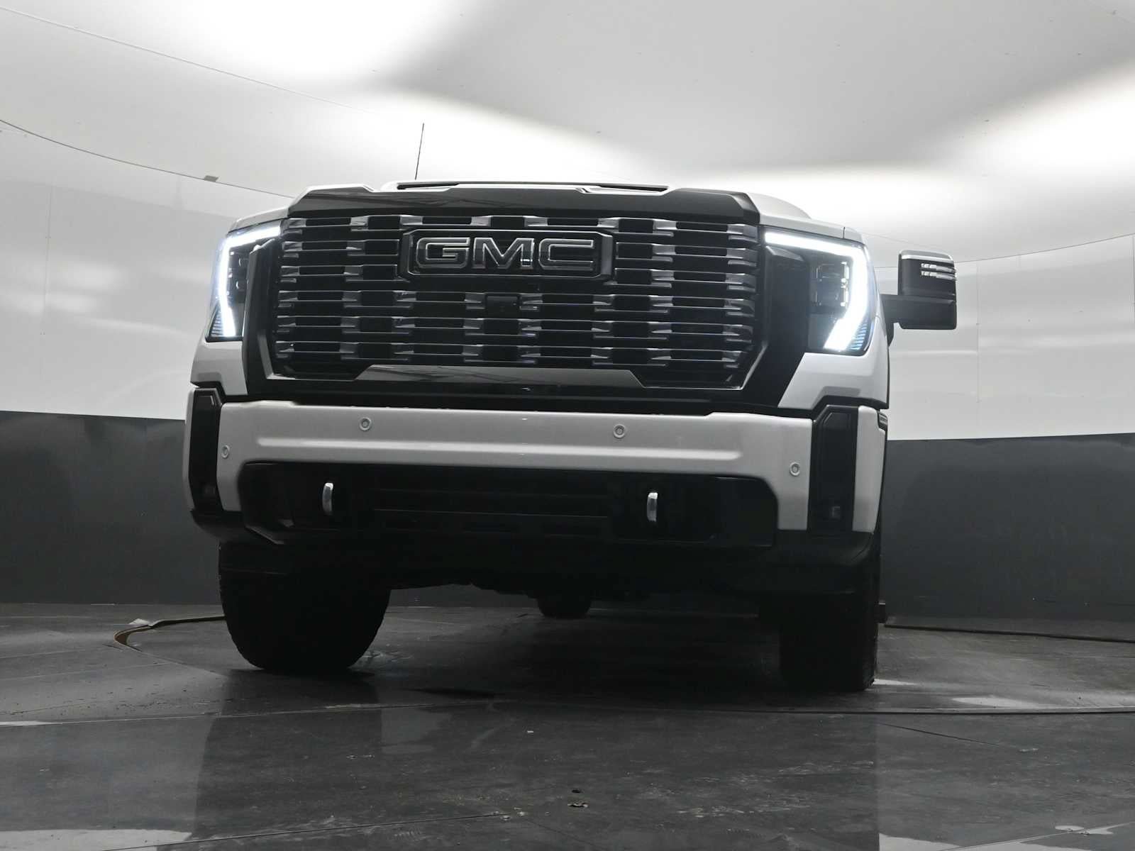 Used 2025 GMC Sierra 2500 Denali Ultimate w/ Max Trailering Package AWD/4WD image 20