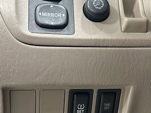 Used 2004 Toyota RAV4 2WD image 20