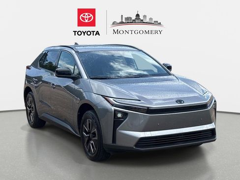 Used 2026 Toyota bZ FWD image 1