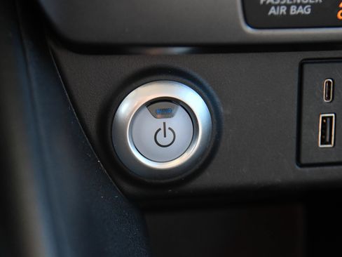 Used 2025 Nissan Leaf S FWD image 26