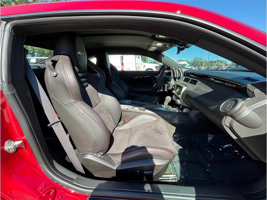 Used 2014 Chevrolet Camaro ZL1 RWD image 35