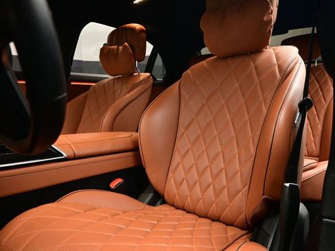 Used 2023 Mercedes-Benz S 580 4MATIC Sedan w/ AMG Line image 23