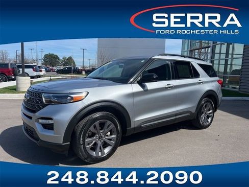 Used 2023 Ford Explorer XLT w/ Equipment Group 202A image 1