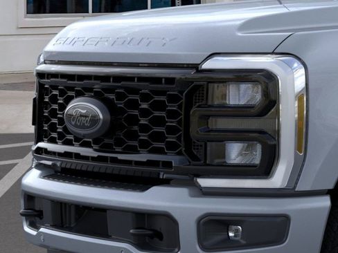 New 2026 Ford F350 Lariat w/ Black Appearance Package image 17