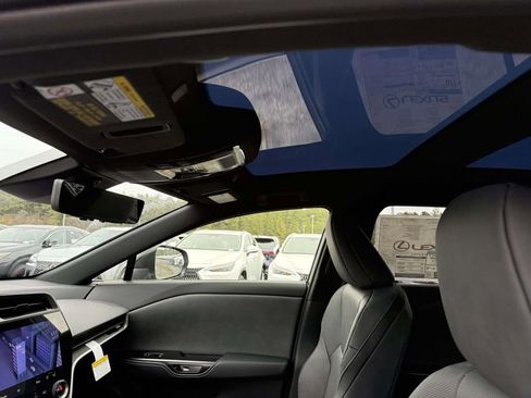 New 2026 Lexus RZ 450e Premium image 16