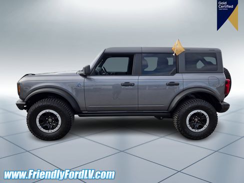 Certified 2023 Ford Bronco Black Diamond w/ Sasquatch Package image 3