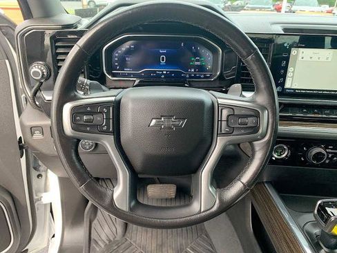 Certified 2022 Chevrolet Silverado 1500 RST AWD/4WD image 11