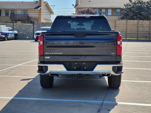 Used 2024 Chevrolet Silverado 1500 LT w/ Z71 Off-Road Package AWD/4WD image 13