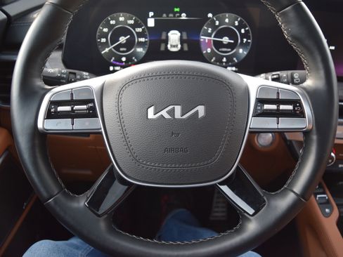 Used 2025 Kia Telluride SX Prestige X-Line image 12