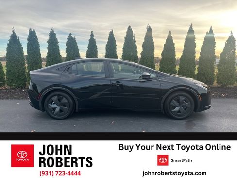 Certified 2024 Toyota Prius LE image 1