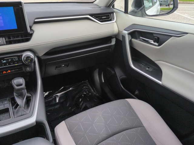 Certified 2024 Toyota RAV4 XLE w/ Convenience Package FWD image 17