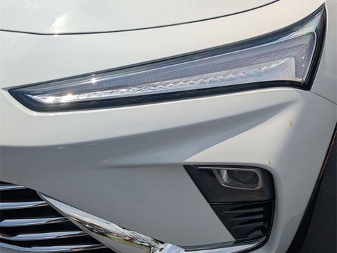 New 2025 Buick Envista Preferred image 7