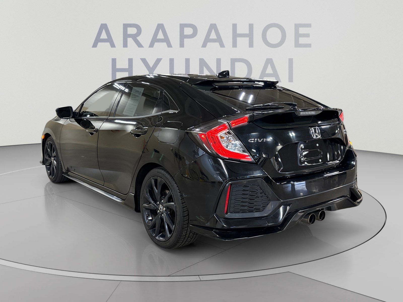 Used 2019 Honda Civic Sport Touring image 3