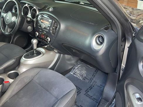 Used 2012 Nissan Juke SV FWD image 20