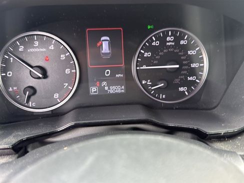 Used 2020 Subaru Outback Premium image 2