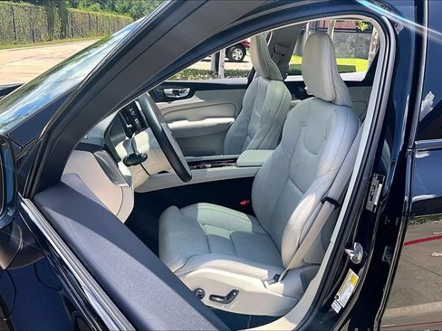 Used 2025 Volvo XC60 T8 Ultra w/ Protection Package Premier AWD/4WD image 33