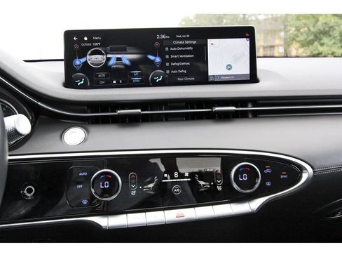 Used 2025 Genesis GV70 2.5T AWD/4WD image 27