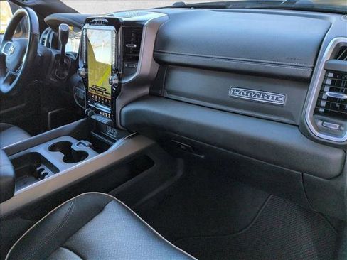 Used 2020 RAM 2500 Laramie w/ Night Edition image 20