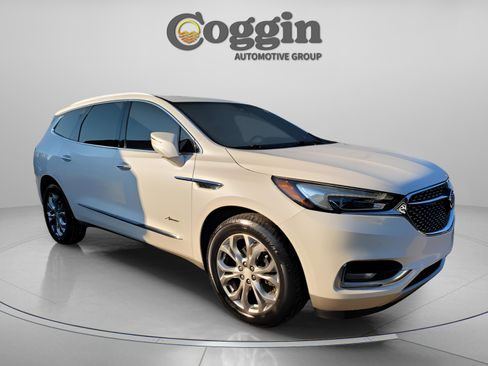 Used 2018 Buick Enclave Avenir w/ Avenir Technology Package image 16