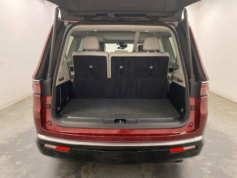 Used 2024 Jeep Wagoneer Series II w/ Convenience Group I AWD/4WD image 33