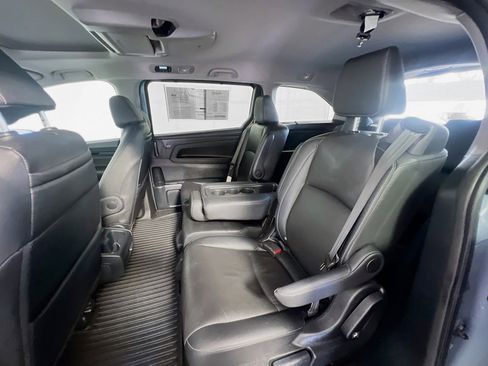 Used 2023 Honda Odyssey Touring image 29